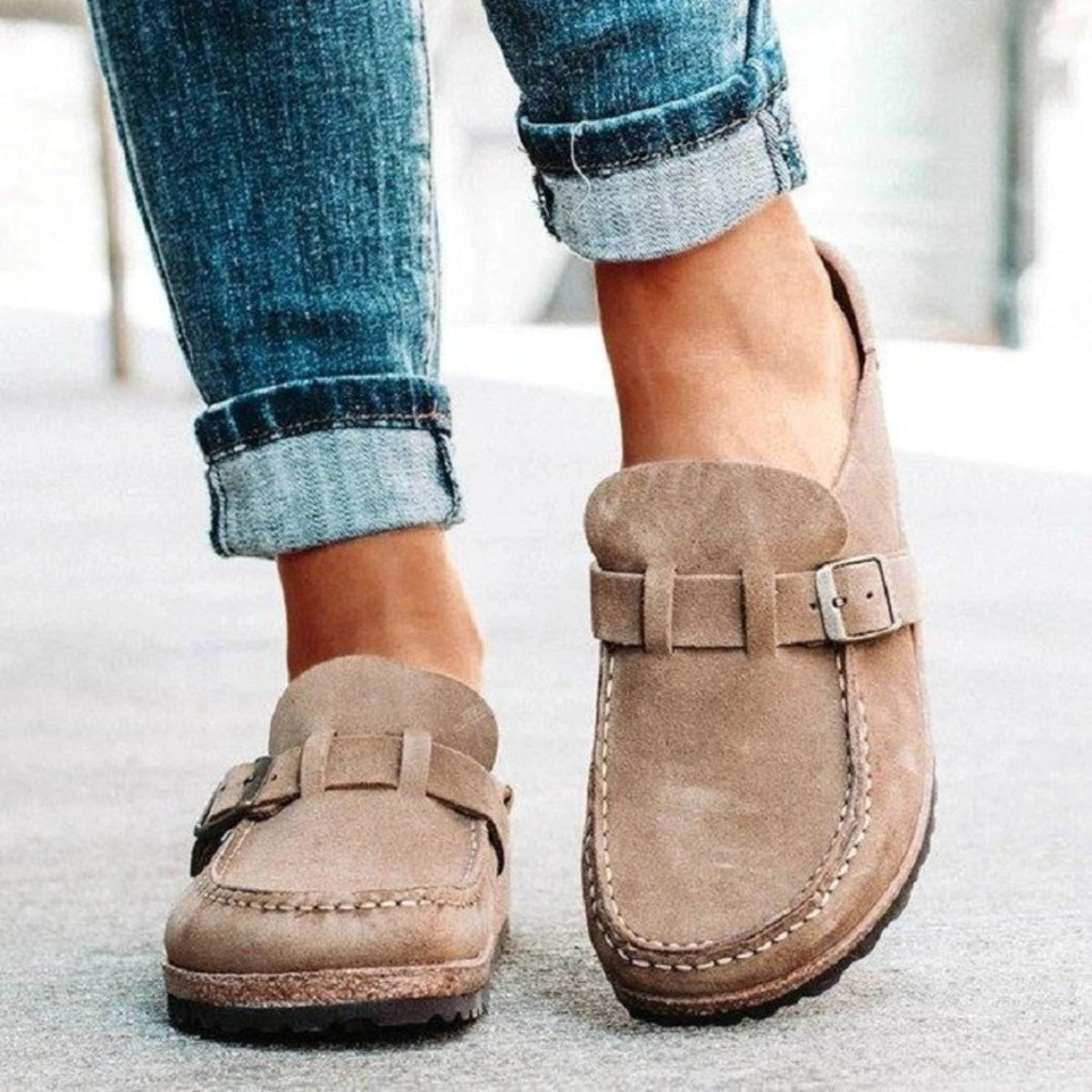 Round Toe Low Heel Buckle Loafers